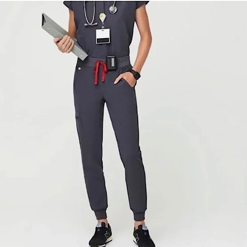 Figs Set Zamora Jogger Pants & Catarina Top Scrubs Charcoal Gray Red Size XXS - Picture 2 of 12